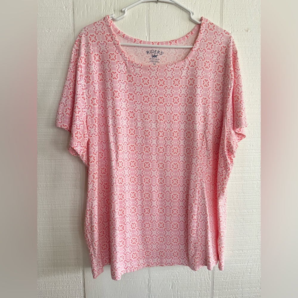 Lee Pink Floral Short Sleeve Tee